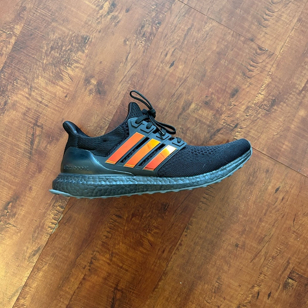 Adidas Ultraboost 1.0 Metallic “Black Mirror” Size 10.5